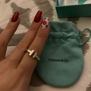 Size 8 Tiffany “T” ring